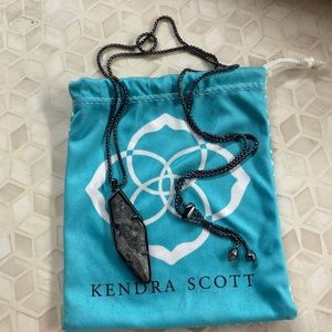 NWOT Kendra Scott Gunmetal and Gray Howlite Prototype Beatrice Necklace